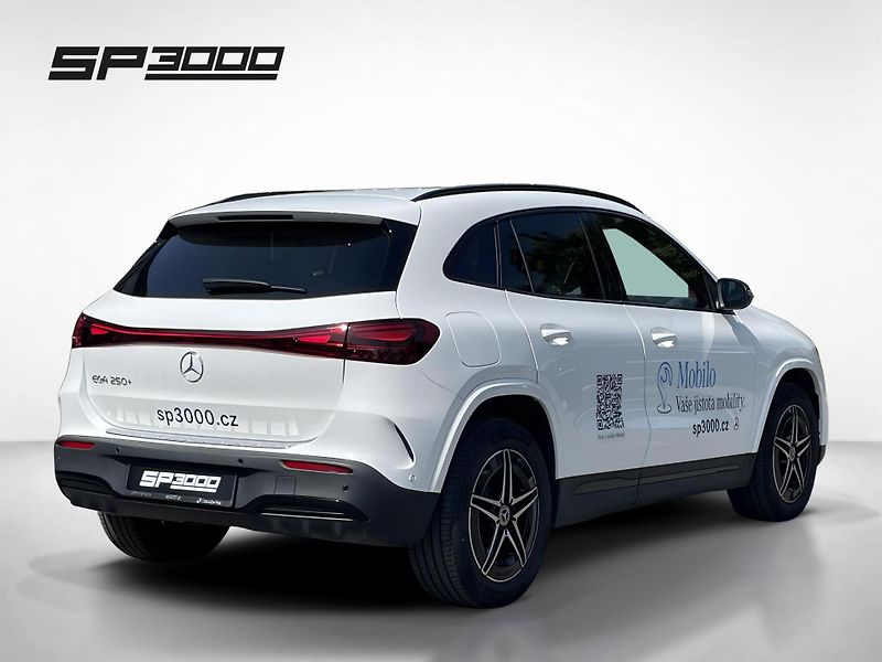 Mercedes-Benz EQA 250+ AMG - fotka 5 z 37