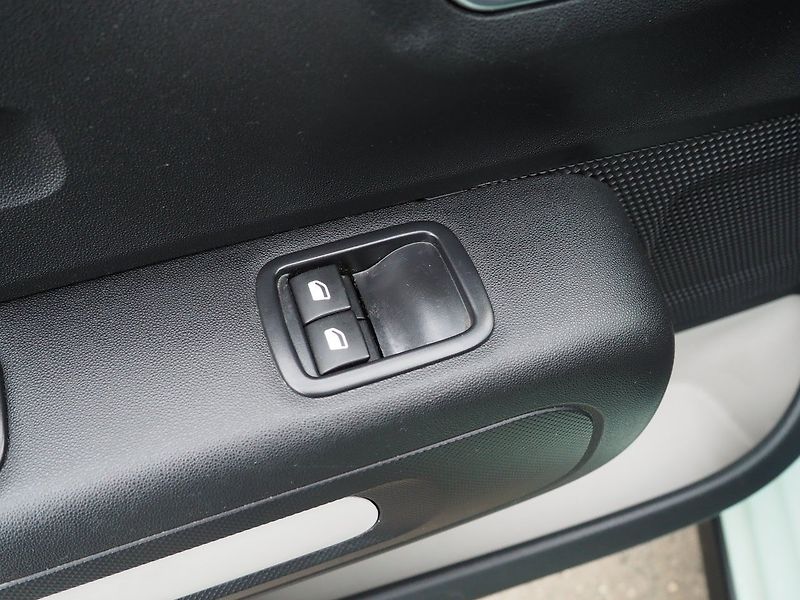 Citroën C3 (2019) 1.2 PureTech, Tažné - fotka 19 z 36