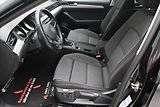 Volkswagen Passat 2,0 TDI 110kW DSG Business Zár - náhled 13