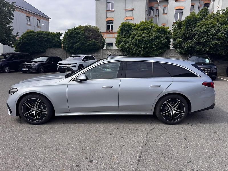 Mercedes-Benz Třídy E (2026) E 450 d 4MATIC kombi - fotka 4 z 22