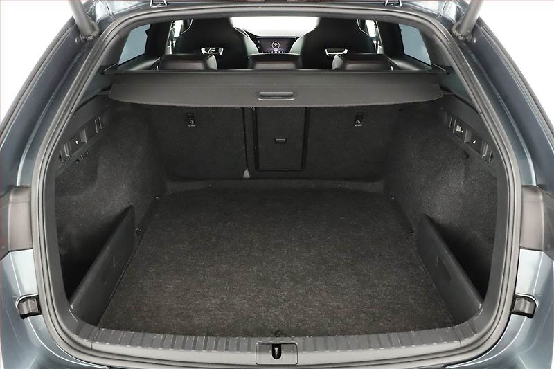 Škoda Octavia (2021) RS 2.0 TSI - fotka 18 z 19