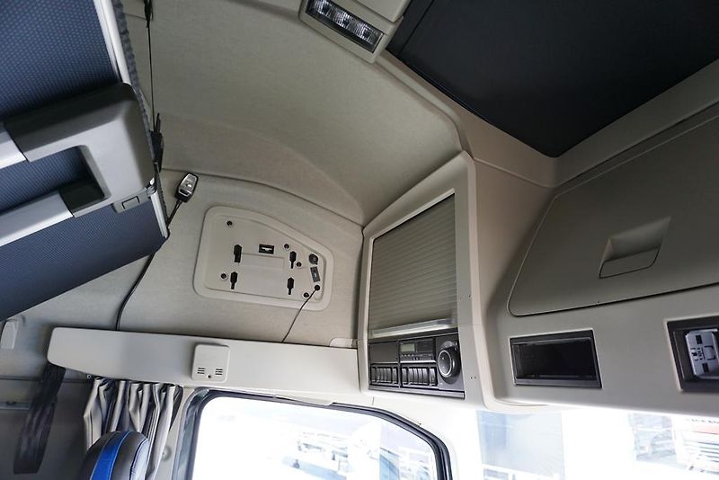 Volvo FH (2022) 500 / I – SAVE / XL / EURO 6 / - fotka 39 z 51