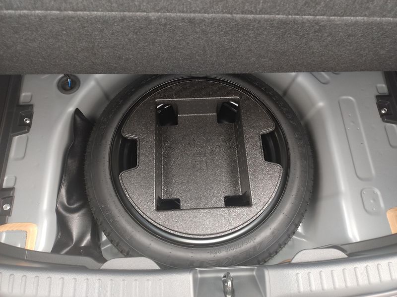 Toyota Yaris (2026) 1.5 HEV Comfort Fleet - fotka 11 z 11