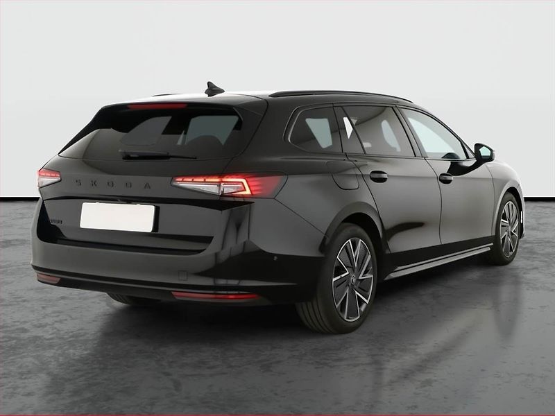 Škoda Superb (2025) 2.0 TDI, Sportline, Navigace - fotka 5 z 20