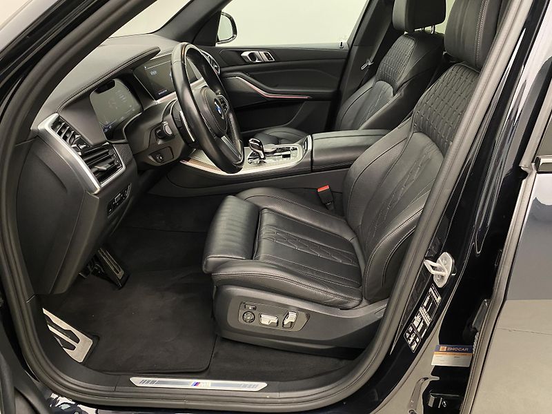 BMW X5 xDRIVE 30d M-PAKET AUT CZ - fotka 3 z 85