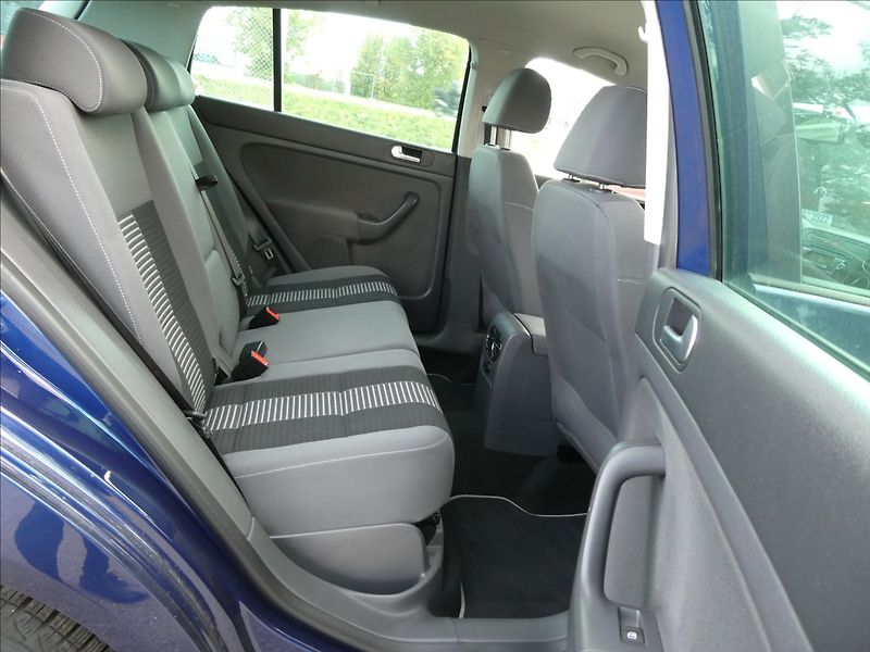 Volkswagen Golf Plus 1,4 TSi 90kW serviska - fotka 20 z 37