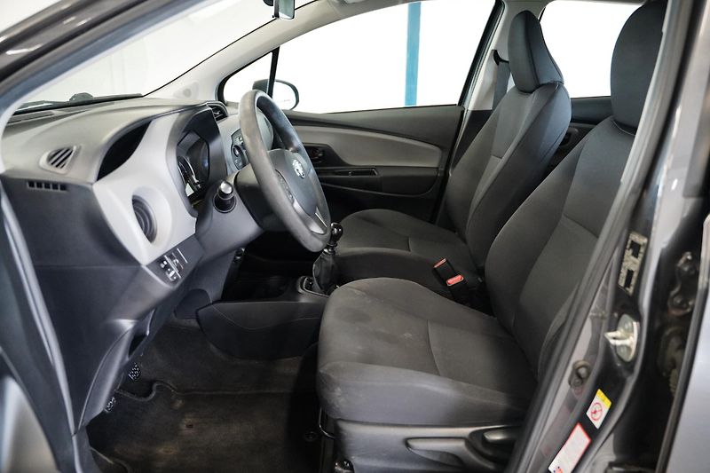 Toyota Yaris - fotka 11 z 23