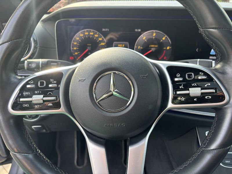 Mercedes-Benz Třídy E (2018) E400 D - fotka 22 z 32