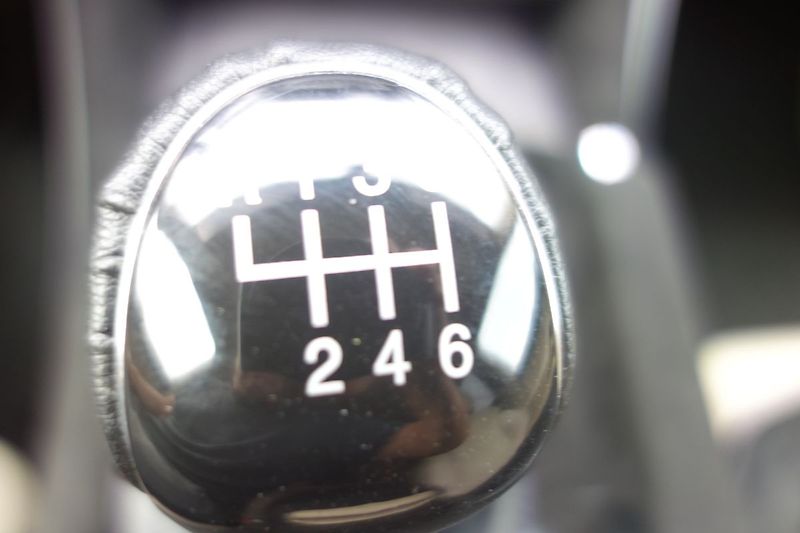 Lexus Ostatní 220 2,2D ČR SERVISOVÁNO !! ! - fotka 23 z 29