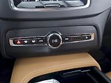 Volvo XC90 (2022) B5 AWD INSCRIPTION - náhled 24