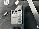 Land Rover Discovery (2026) 3,0 Dynamic HSE D350 AWD - náhled 23