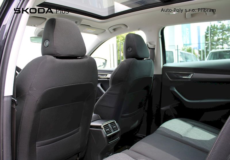 Škoda Karoq (2018) Style 1.5TSI / 110kW 7°DSG - fotka 19 z 22