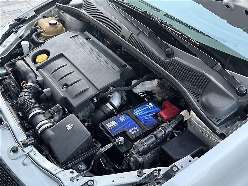 Suzuki SX4 1,9 DDiS 120PS  Outdoor Line 4 - fotka 41 z 47