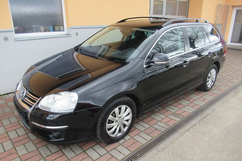 Volkswagen Golf 1.9 TDI AUT. KLIMA - fotka 4 z 20
