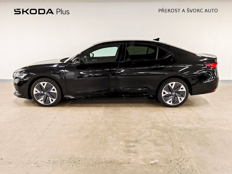 Škoda Superb (2025) iV 1.5 TSI 150 kW DSG Sportlin - fotka 3 z 35