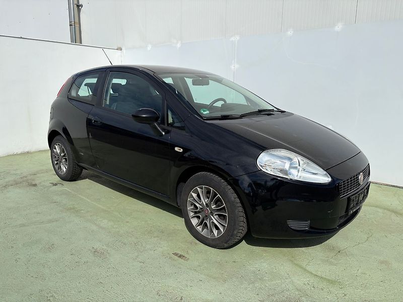 Fiat Punto 1.4i, 57kW, Klima - fotka 1 z 15