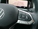 Volkswagen T-Roc (2022) 1.5 TSi 110kW DSG ACC - náhled 24