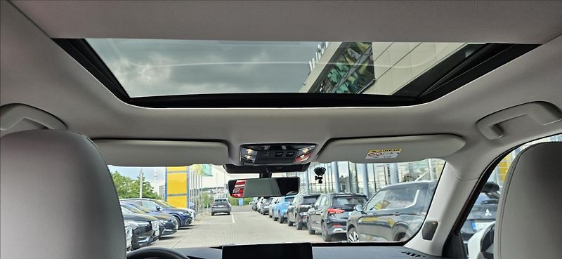 Mitsubishi Outlander 2,4 PHEV 4x4  INSTYLE - fotka 19 z 20