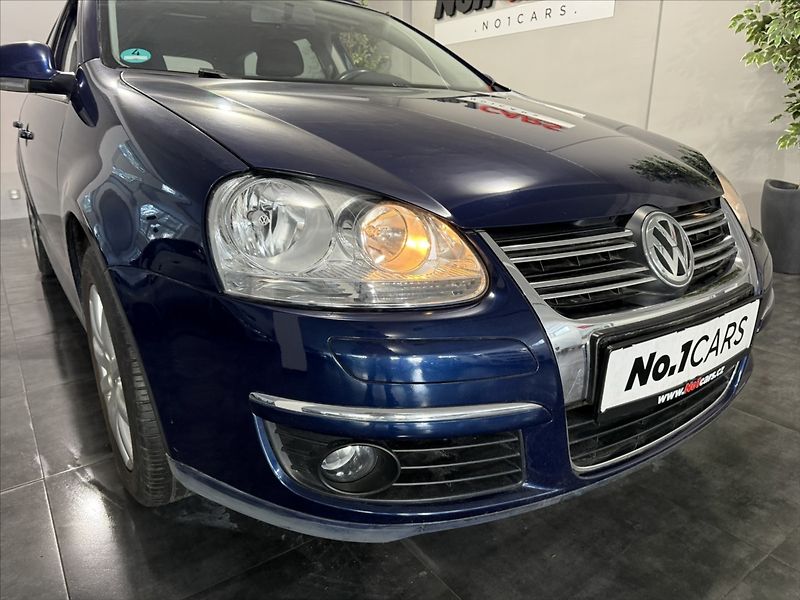 Volkswagen Golf 1,4   TSI 90KW TREND TAŽNÉ - fotka 17 z 18