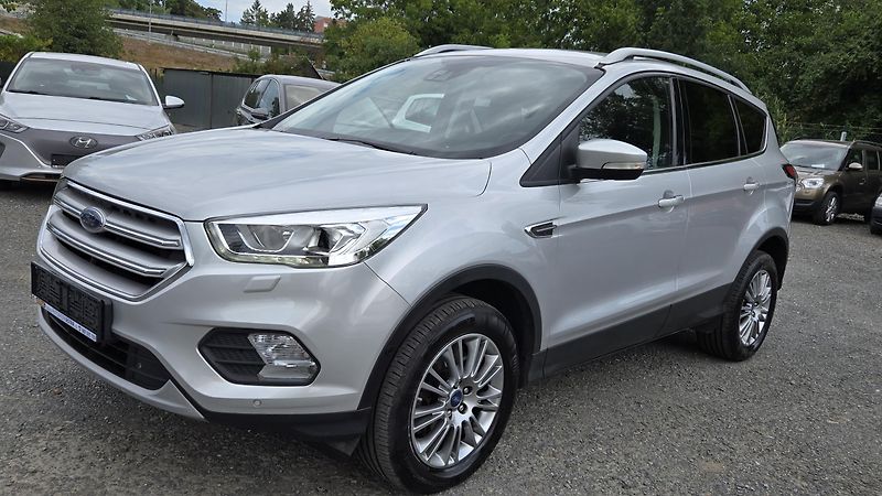 Ford Kuga 2.0TDCIi TITANIUM  110KW 1MAJ. - fotka 1 z 43