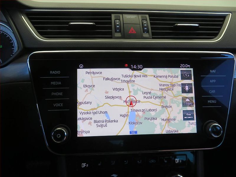 Škoda Superb (2019) Style 2.0 TDI, Automat - fotka 13 z 18