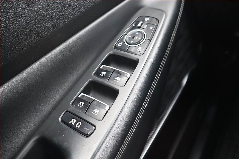 Hyundai Santa Fe (2019) Style 2.2 CRDi, 4X4, Automat - fotka 21 z 34