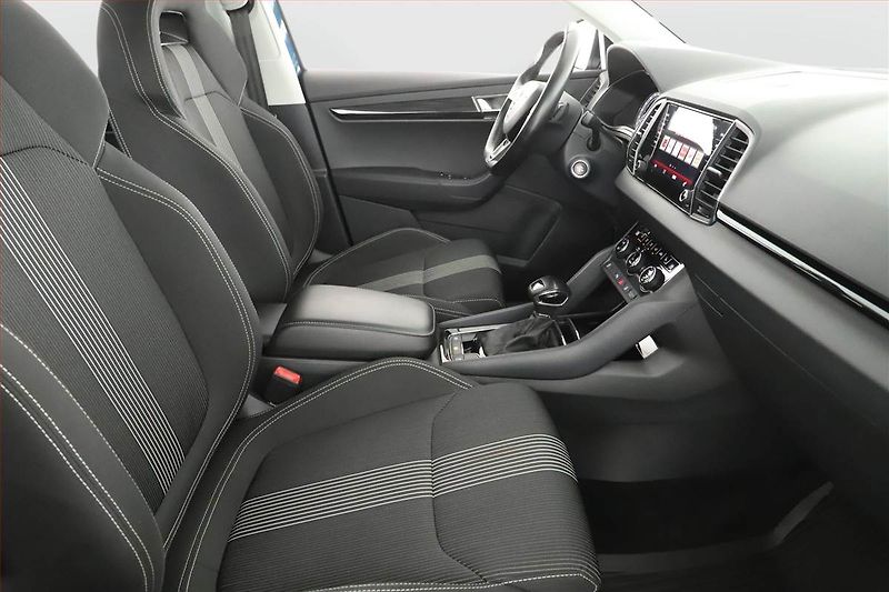 Škoda Karoq (2019) 1.6 TDI, Automat, Tempomat - fotka 7 z 17