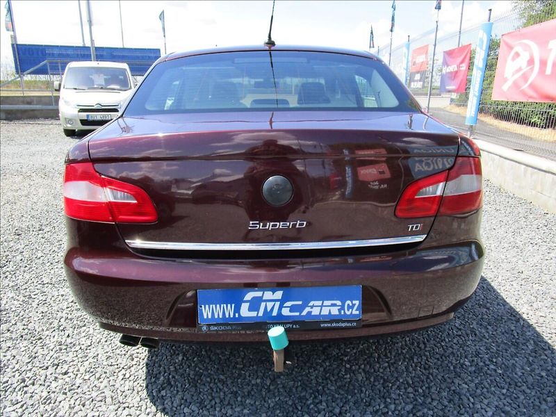 Škoda Superb 2.0TDi DSG, Elegance - fotka 5 z 46