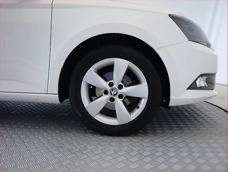 Škoda Fabia (2015) Ambition 1.2 TSI, Serv.kniha - fotka 15 z 16