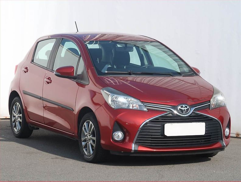 Toyota Yaris (2015) 1.33 Dual VVT-i, Automat, ČR - fotografie inzerátu