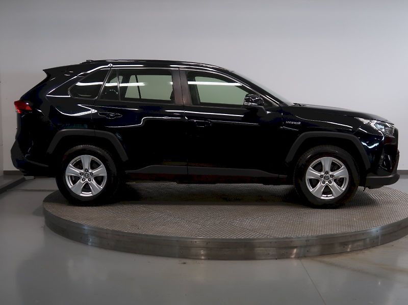 Toyota RAV4 (2021) ACTIVE 2.5 HYBRID 131KW - fotka 8 z 32