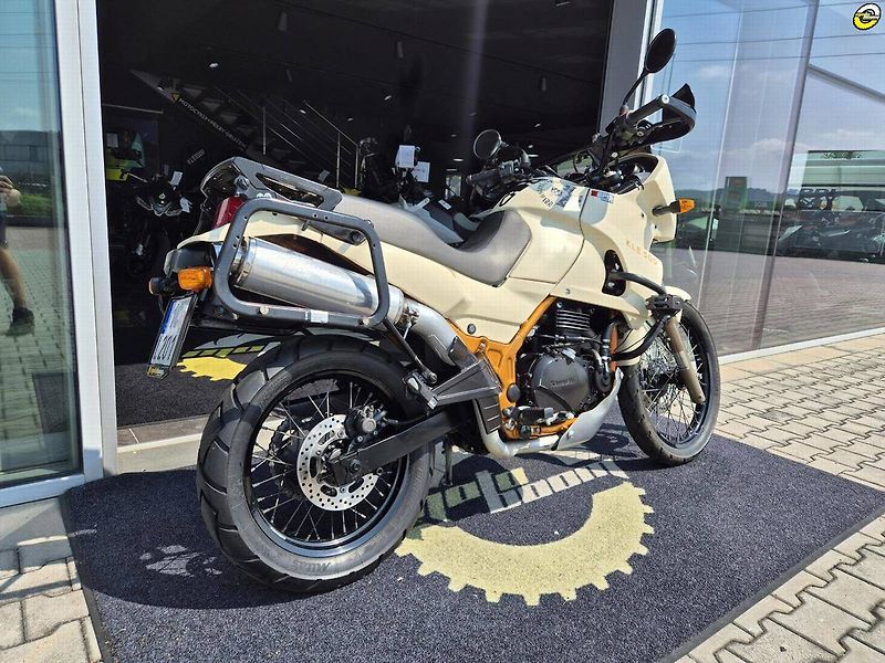 Kawasaki KLE 500 (2006) - fotka 4 z 22