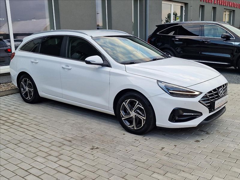 Hyundai i30 1.0T-Gdi Smart Kombi,ČR,1.Maj - fotka 2 z 50