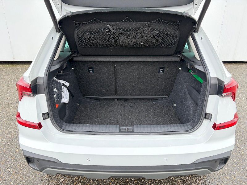 Škoda Kamiq (2024) 1.5 TSI / 110 kW / TOP SELECTI - fotka 12 z 34