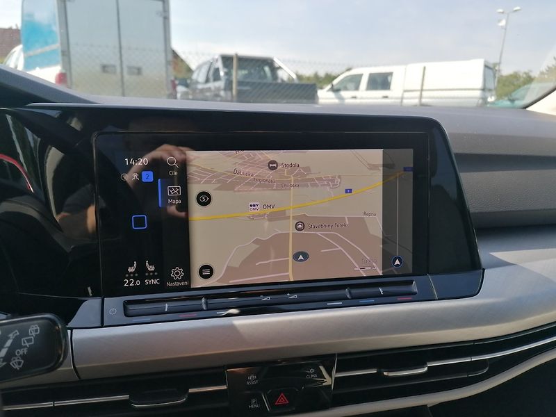 Volkswagen Golf (2022) 2.0 TDi DSG,IQ LED,ACC,PÁDLA - fotka 13 z 35