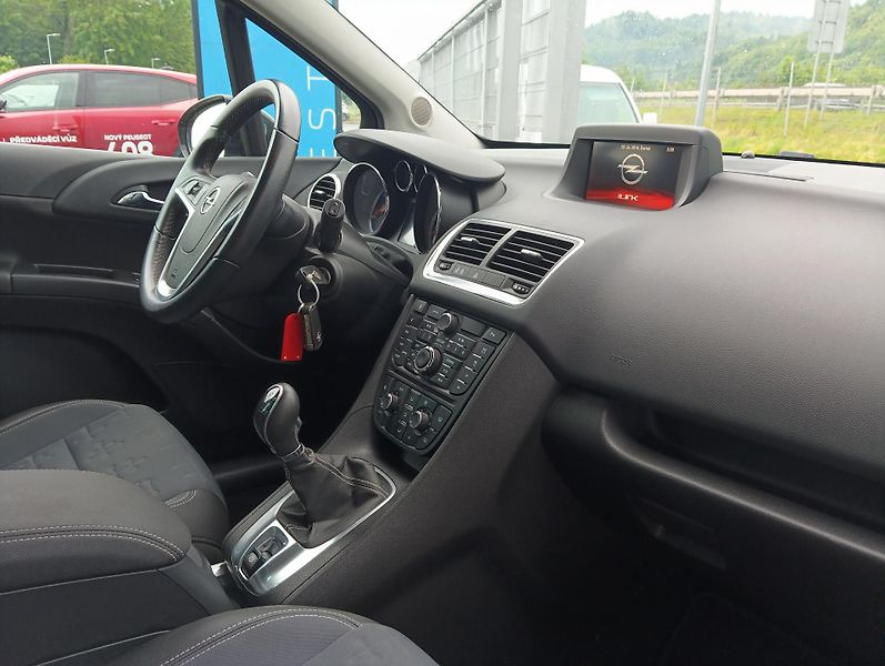 Opel Meriva (2016) - fotka 13 z 22