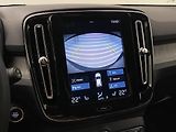 Volvo XC40 B4 AWD INSCRIPTION AUT CZ - náhled 42