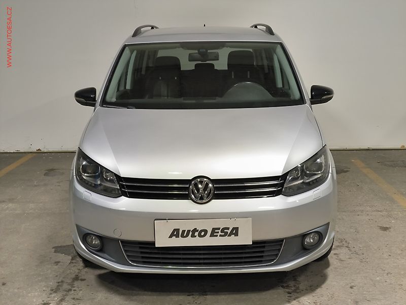 Volkswagen Touran (2012) 1.4 TSi, Match, bixen, navi - fotka 2 z 17