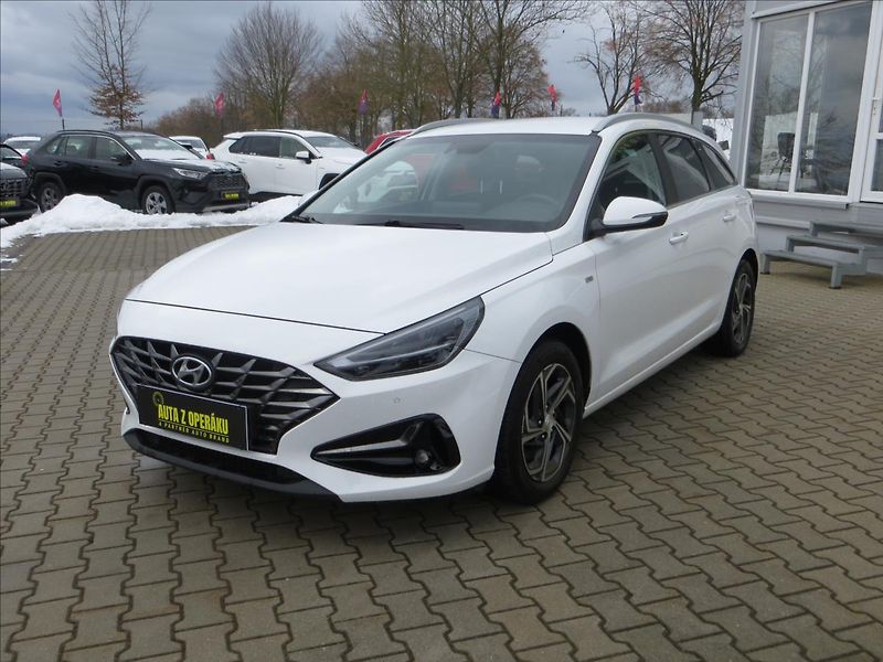 Hyundai i30 1,5 T-GDI 117kW Family Smart - fotka 3 z 26