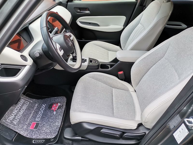 Honda Jazz (2021) 1.5e HEV 72kw  Automat NAVI - fotka 8 z 28
