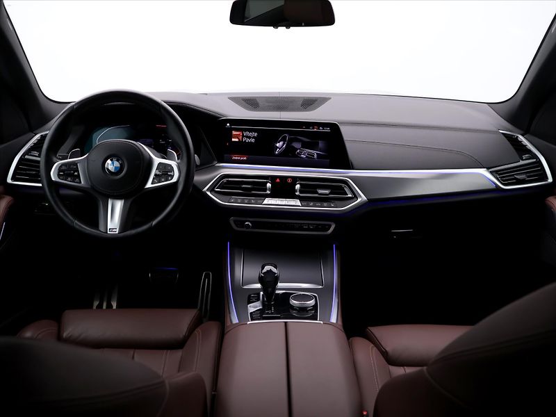 BMW X5 3,0 Xdrive40d AT Pano DPH - fotka 46 z 54