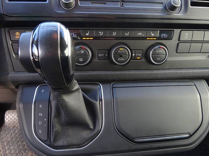 Volkswagen Multivan (2016) 2,0TDi /110kW KR 4 Motion DSG - fotka 13 z 25