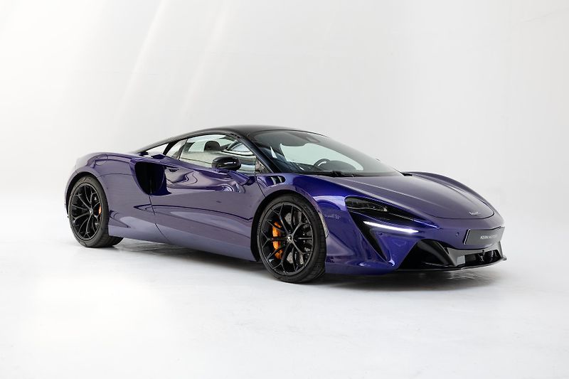 McLaren Ostatní Artura*Servis*B&W*Top stav - fotka 3 z 32