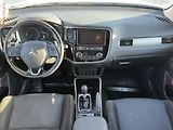 Mitsubishi Outlander (2017) 2.0 MIVEC, Edition, AT, TZ - náhled 8