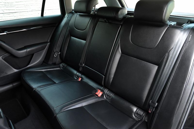Škoda Octavia 1.4 TSi G-TEC STYLE,LED,NAV,TZ - fotka 40 z 50
