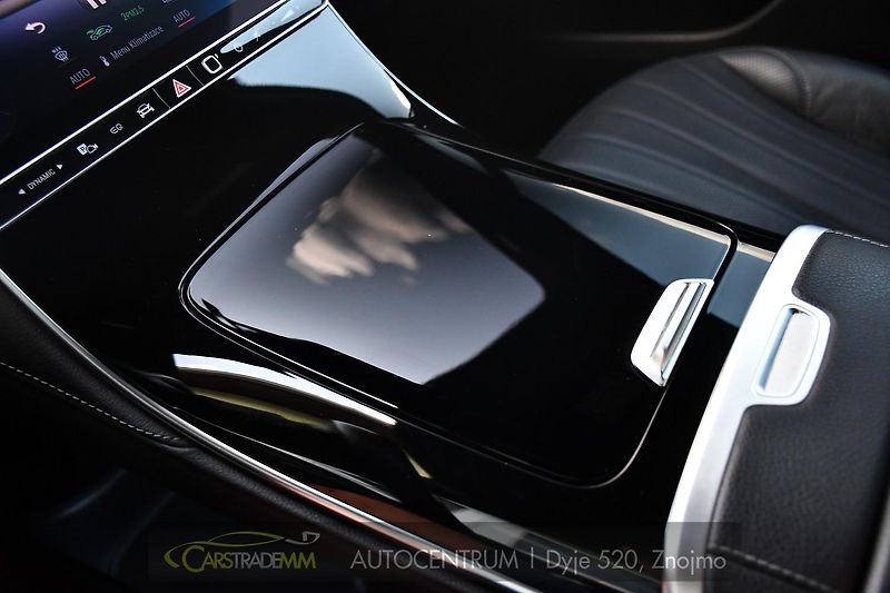 Mercedes-Benz EQE 350 4-MATIC PREMIUM PLUS - fotka 37 z 62