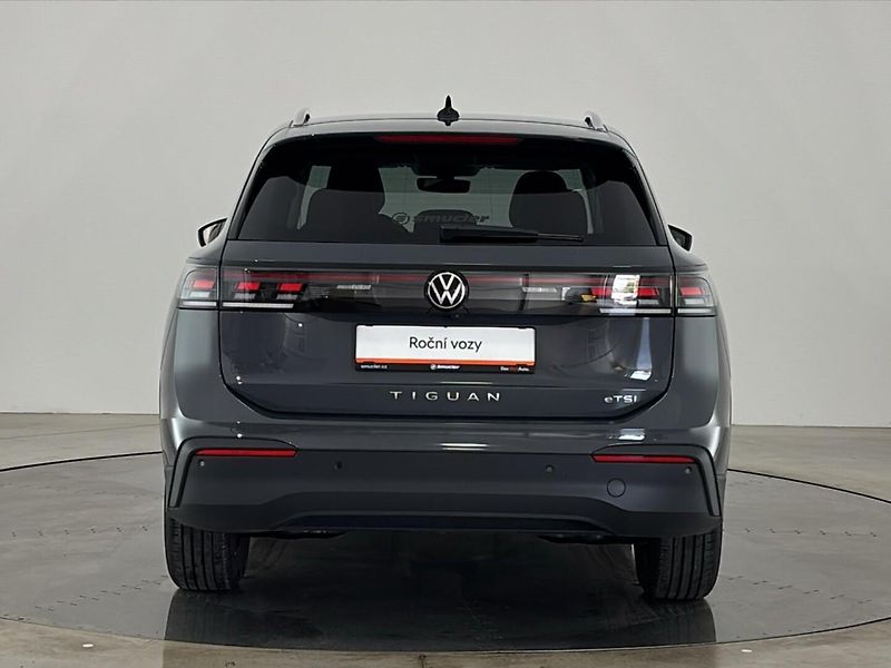 Volkswagen Tiguan People DSG - fotka 17 z 31