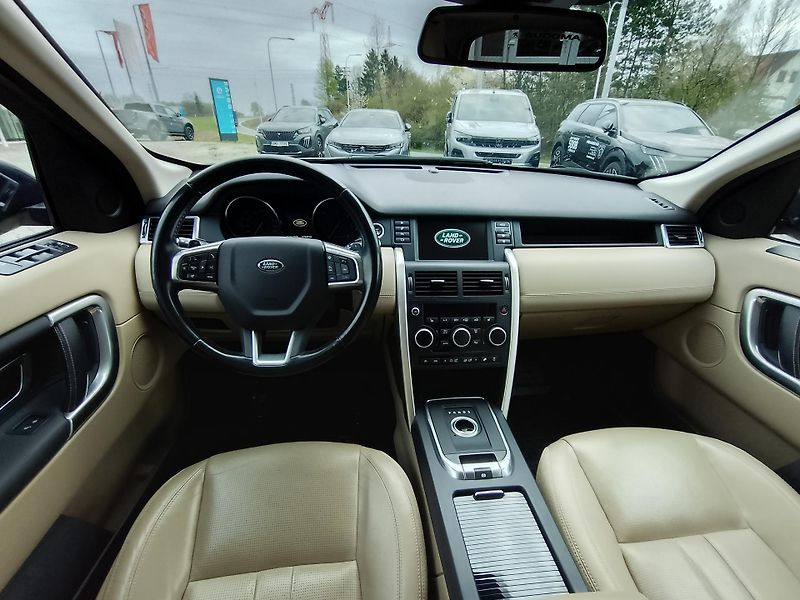 Land Rover Discovery Sport (2016) 2.0 TD4 HSE AWD AUT - fotka 11 z 26