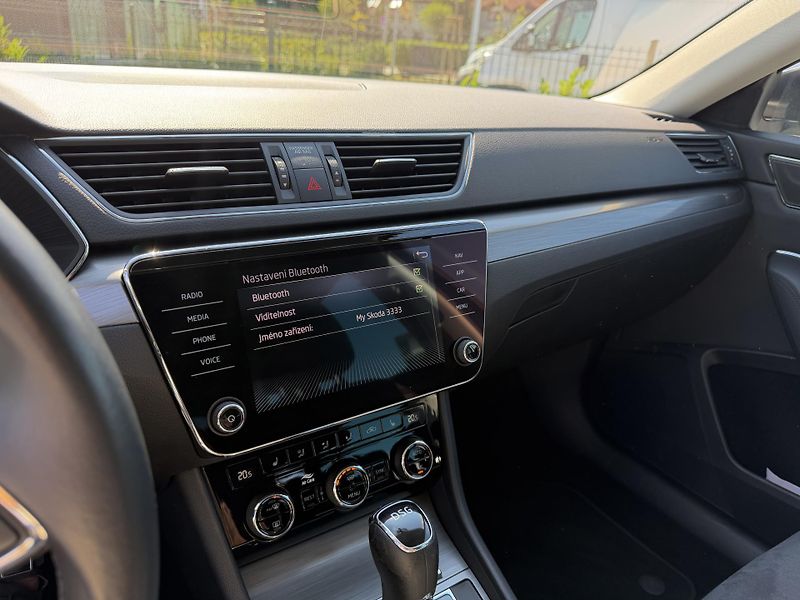Škoda Superb (2022) 2.0 TDi 110 kw/STYLE/DPH - fotka 19 z 21