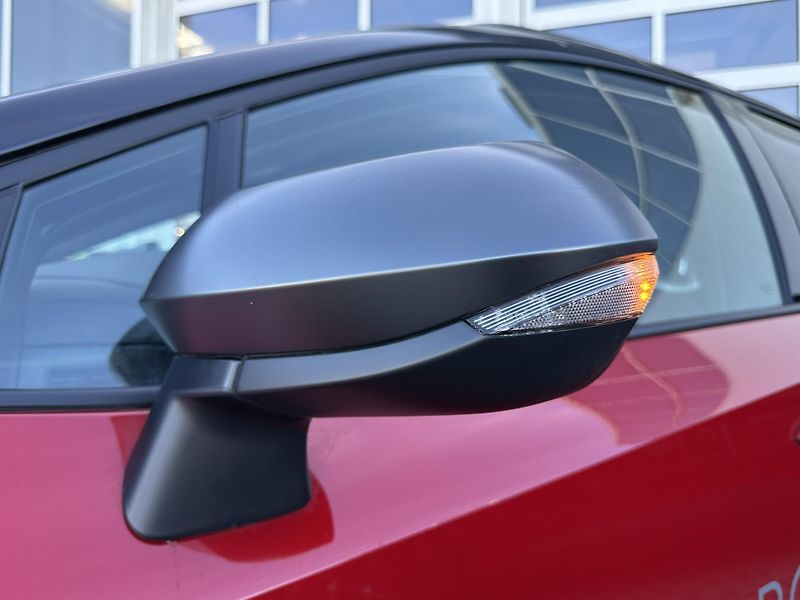Toyota Corolla TS 2.0 HEV GR DYNAMIC JBL - fotka 6 z 28